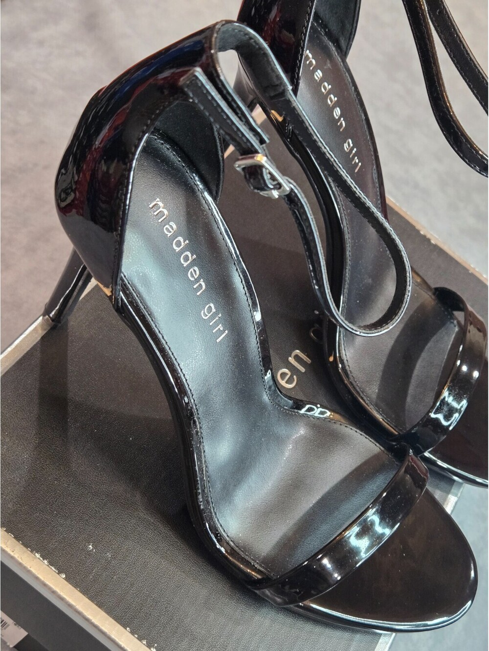 Madden Girl Brazen Stiletto - Black Patent (BRAZ01J1018100) Women's 10 BRAND NEW